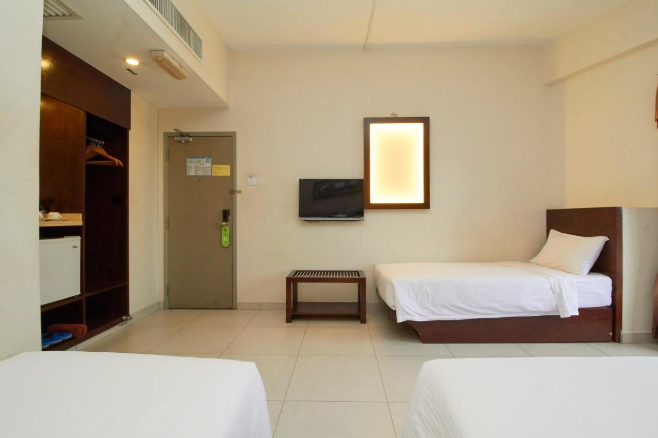 Kepong Hotel Kuala Lumpur Exterior foto